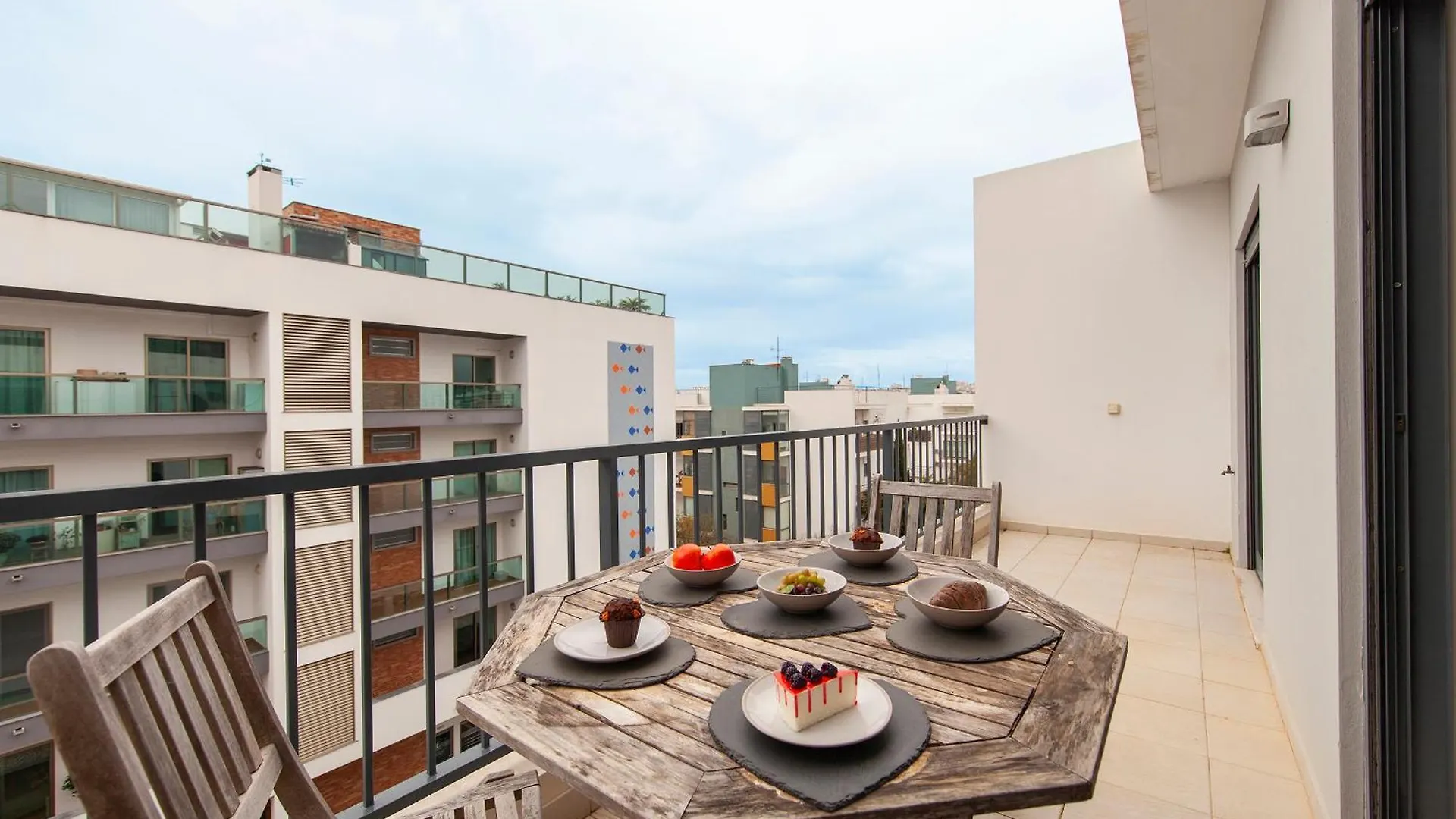 Apartamento B04 - Luxury 2 Bed W Terrace Pool Lagos
